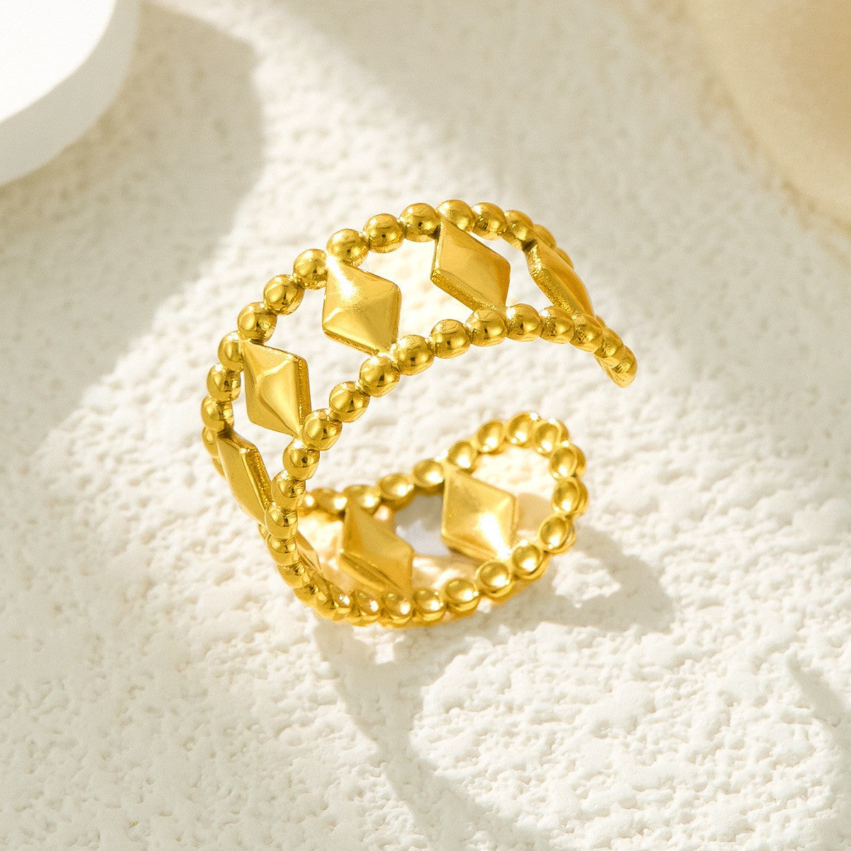 Stainless Steel Irregular Line Love Heart-shaped High-grade Ring
