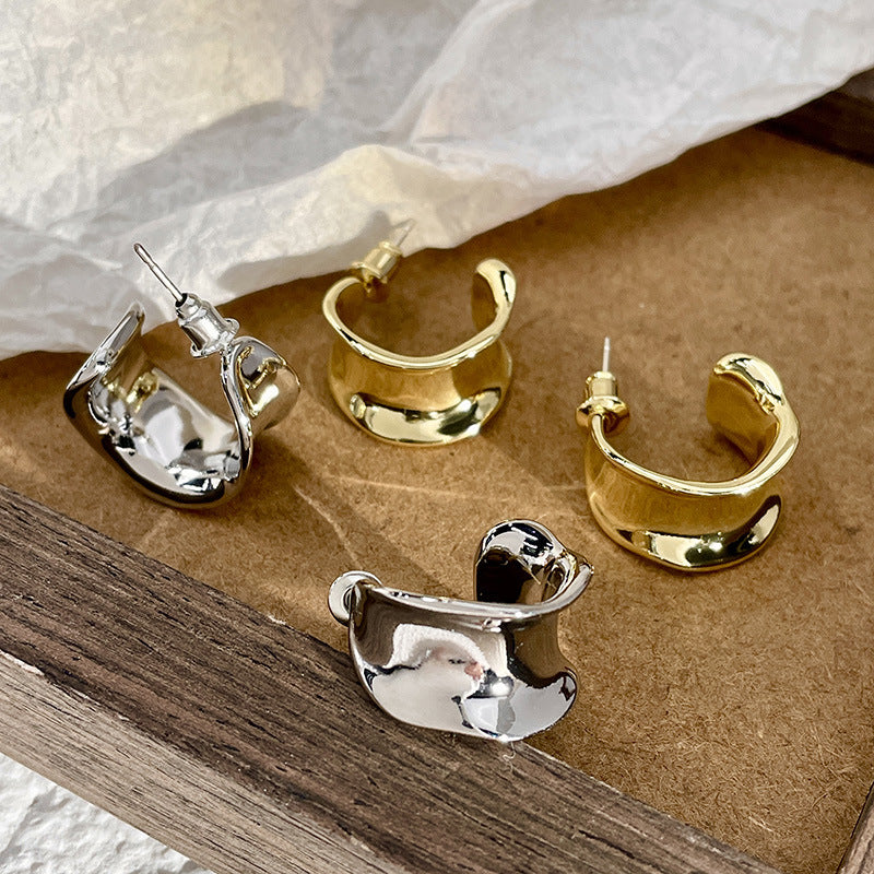 Women's Shaped Wide Surface Ear Sier Needle Irregular High-grade Metal Rings