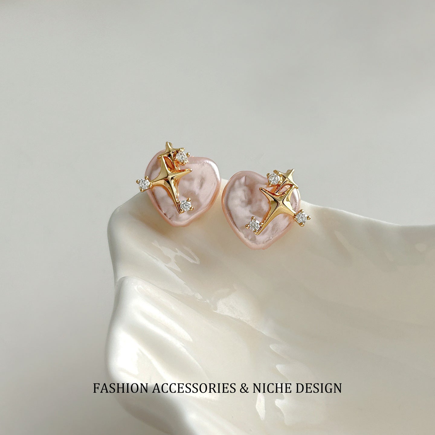Women's High Sense Asterism Heart Pearl Simple Personality Fashion Earrings