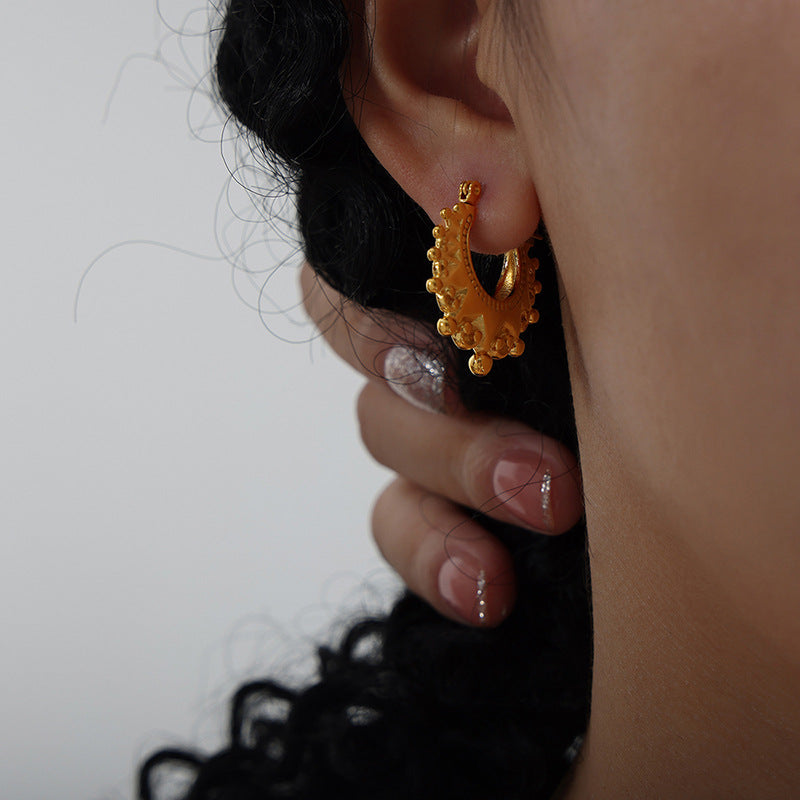 Antique Style Artistic Design Crown Steel Ball Stitching Earrings