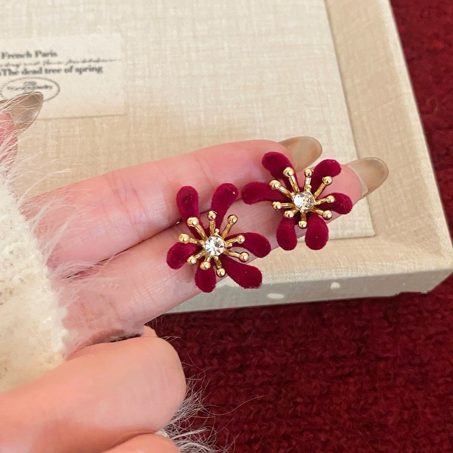 Commuter Light Luxury Design Sense High-grade Earrings