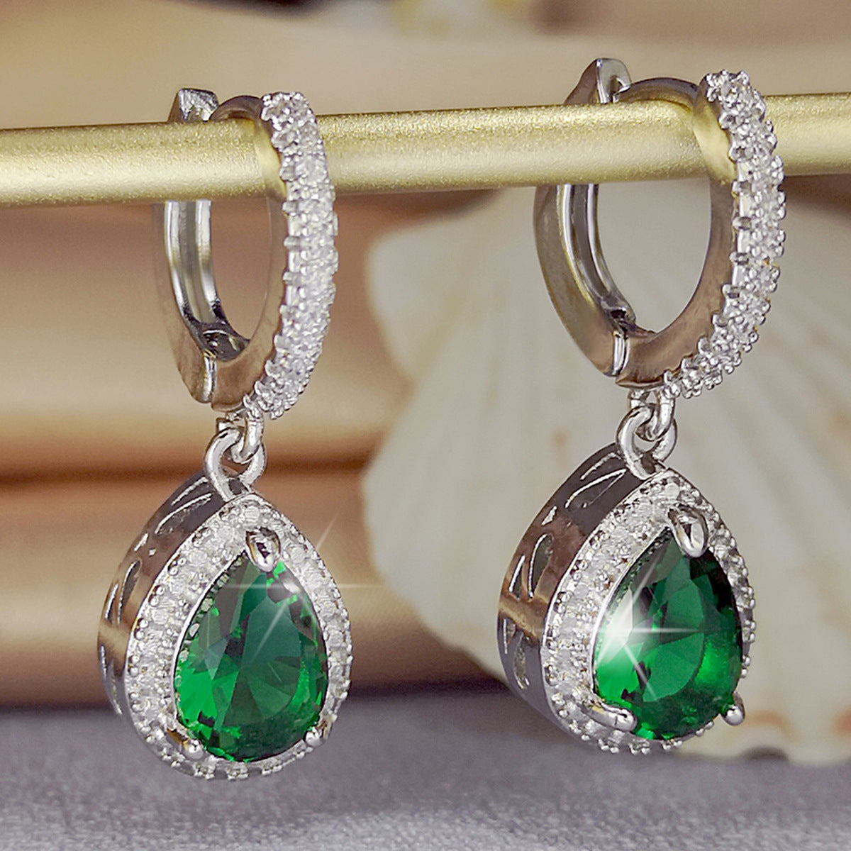 Women's High-grade Light Luxury Blue Crystal Drop-shaped Earrings