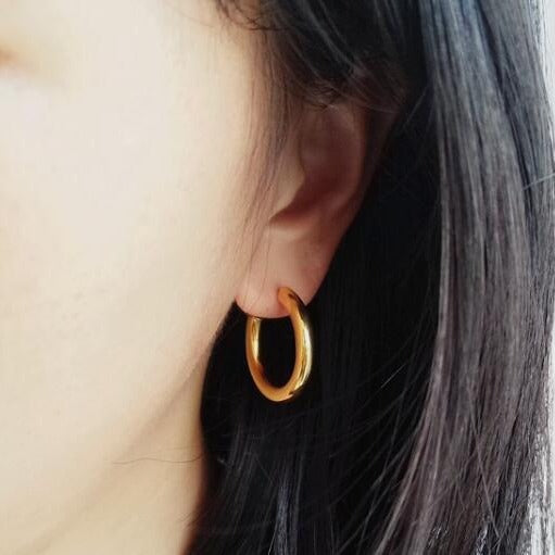 Slouchy Glamorous Fire Aperture Fashion Temperament Earrings