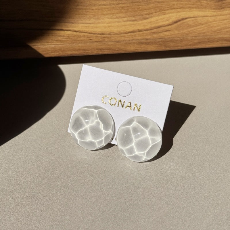 Women's Retro Blooming Acrylic Curved For Simple Stud Earrings