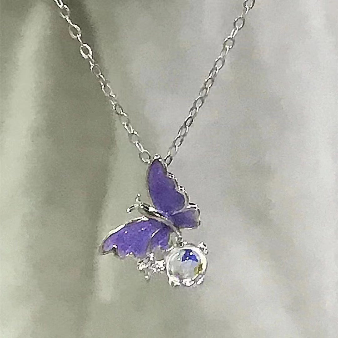Women's Bubble Butterfly For Design Temperament Clavicle Necklaces