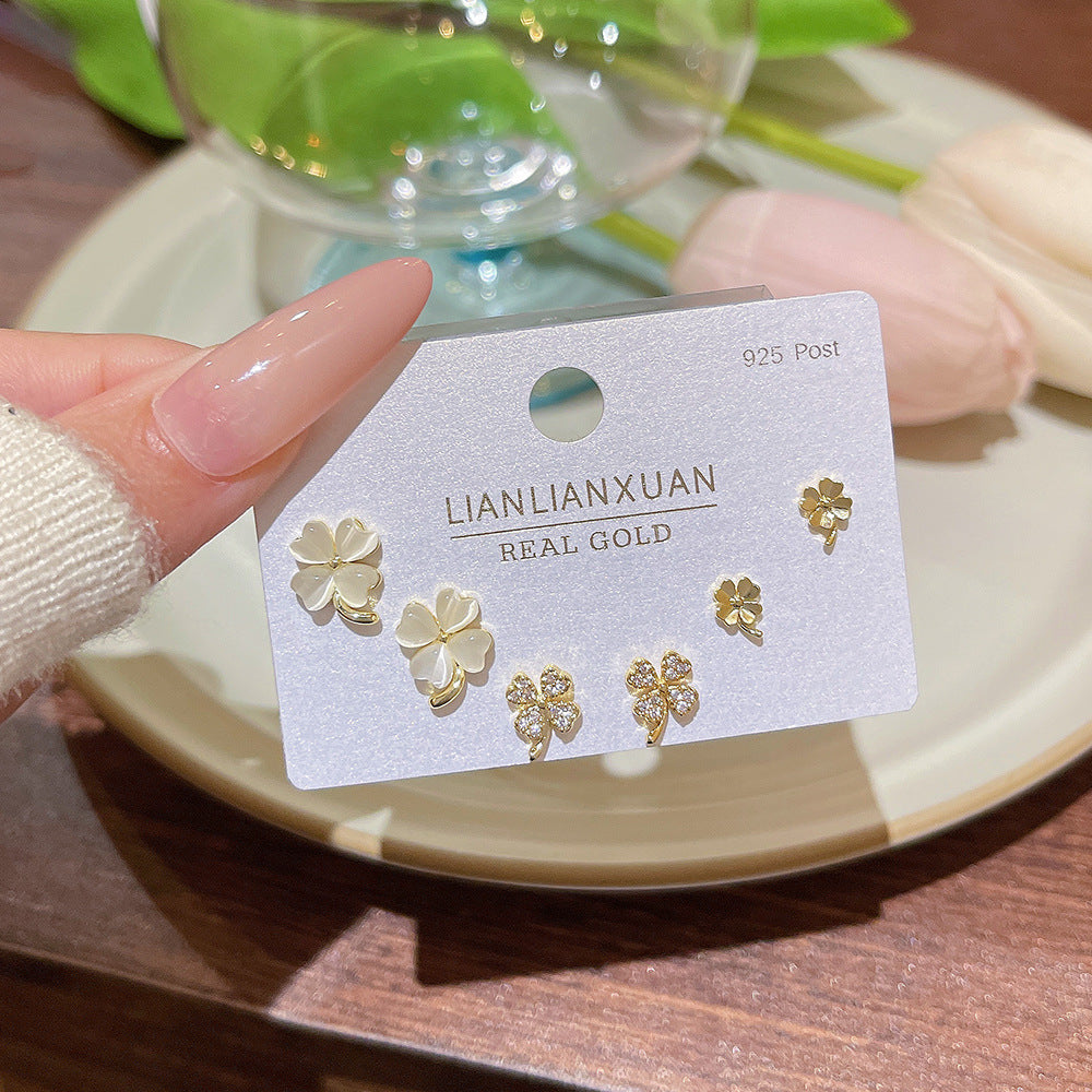 Women's Needle One Card Three Pairs Earings Small Delicate Summer High-grade Stud Earrings