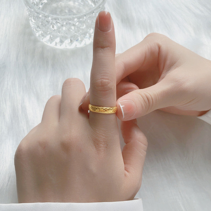 Fashion Classic Small Sequined Honeycomb Niche Sparkling Rings
