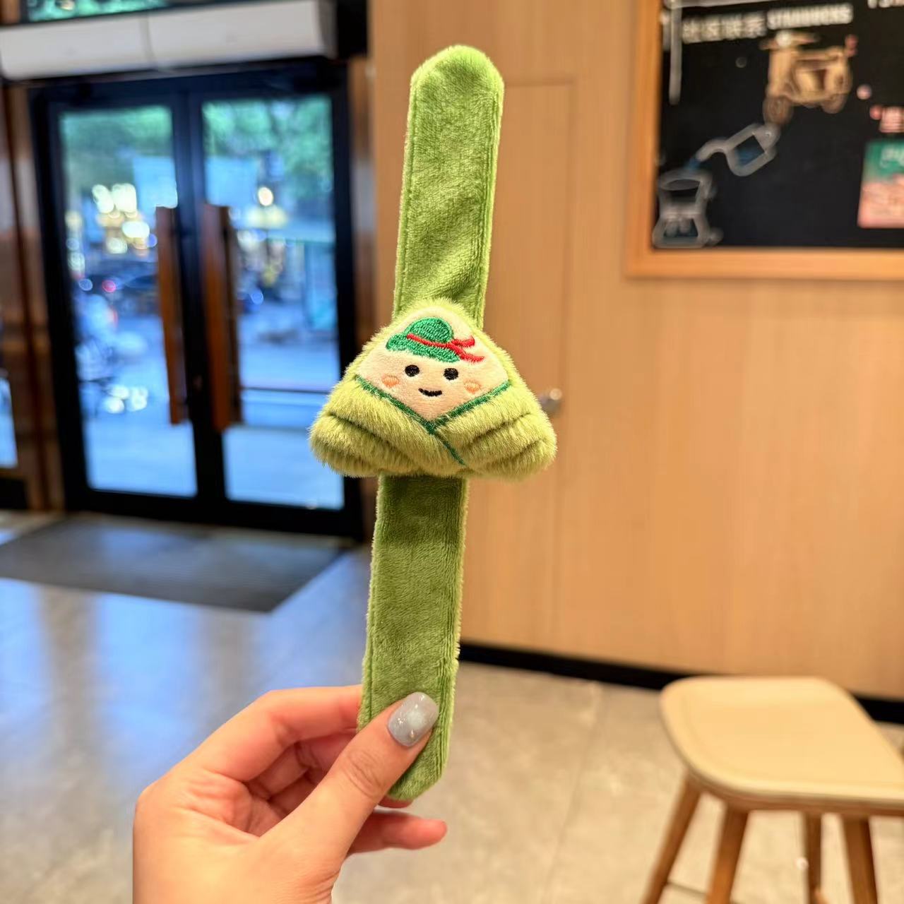 Children's Plush Cartoon Pop Cute Sun Flower Couple Female Dinosaur Slap Bracelet