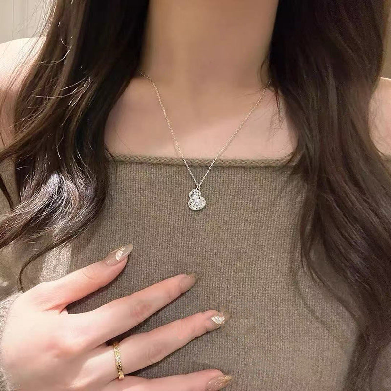 Women's Heart Light Luxury Minority Clavicle Chain Cold Necklace
