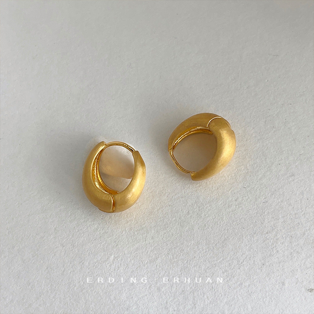 Women's Style Retro Minimalist Oval Clip Temperament Ear Buckle
