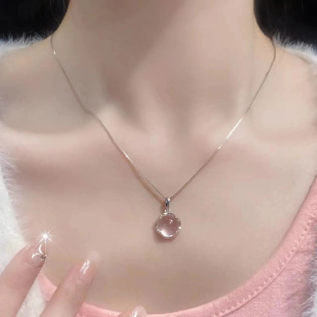 Crystal Niche Electroplated Gold Light Luxury Girlfriends Necklace