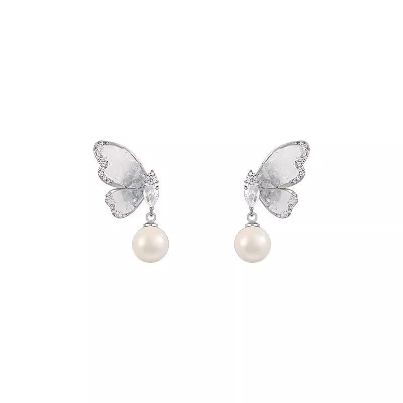 Women's Crystal Butterfly Pearl Design Light Luxury Rings