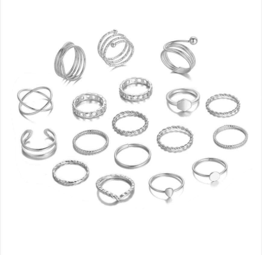 Women's Butterfly Loving Heart With Opening Fashion Rings