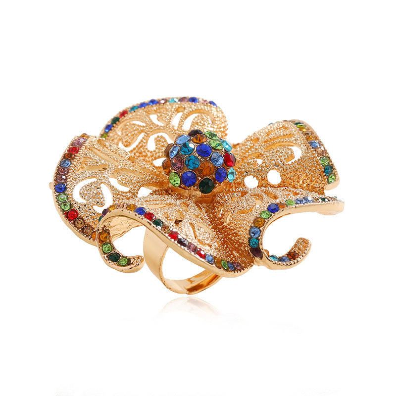 High-grade Flower Open Noble Elegance Retro Hollow Ring