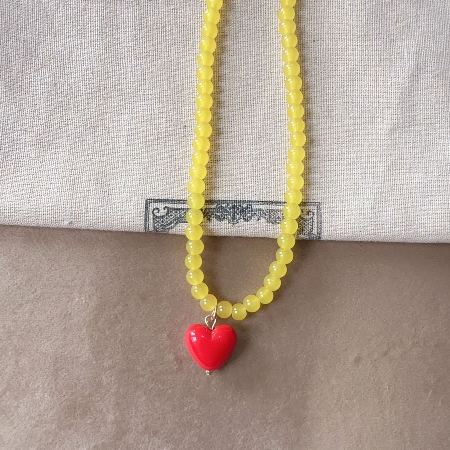Designer Model Contrast Color Love Beads Female Clavicle Necklaces