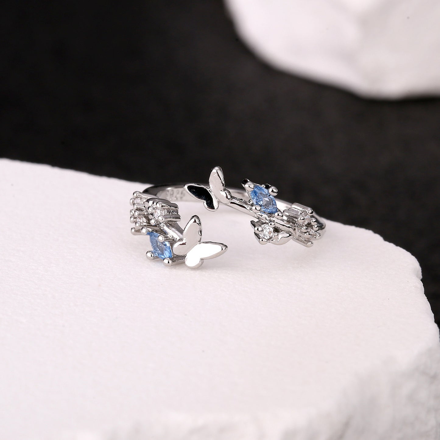 Women's Meng Die Good-looking Light Luxury With Diamond Butterfly Ring