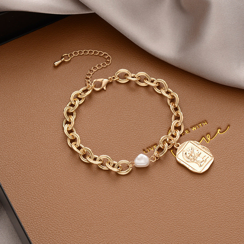Vintage Pearl Female Style Design Simple Cold Bracelet