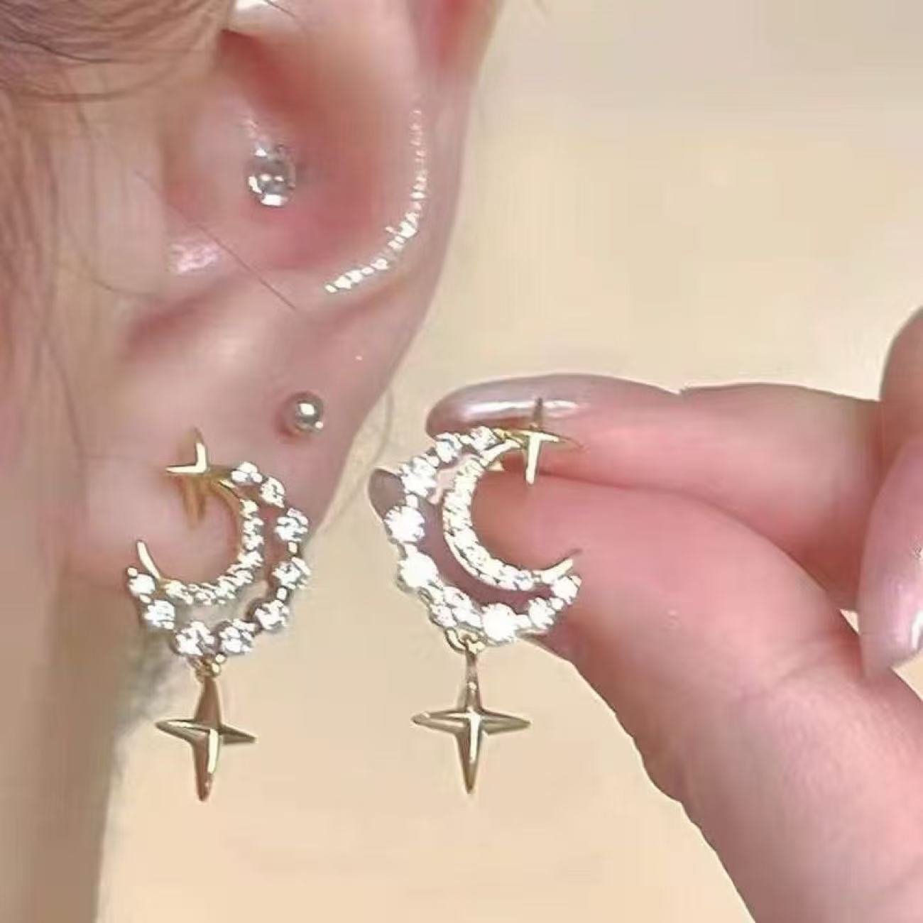 Luxury Pearl Water Drop Niche High Sense Temperament Fashion Earrings