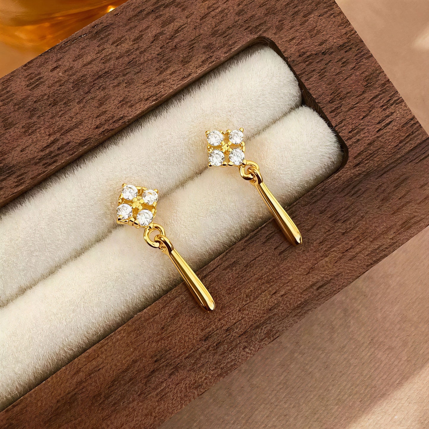 Rhinestone Water Drop Minority Design Simple Elegant Everyday Joker Commuting Earrings
