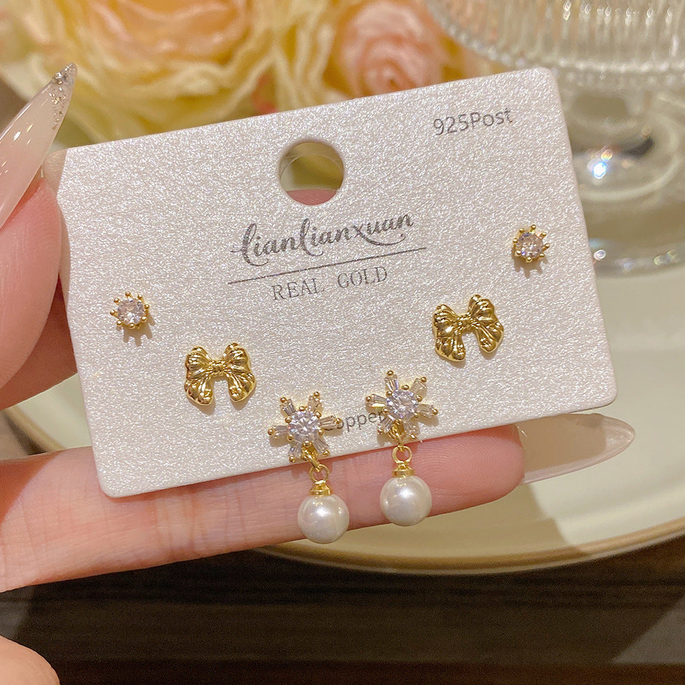 Women's Needle One Card Three Pairs Earings Small Delicate Summer High-grade Stud Earrings