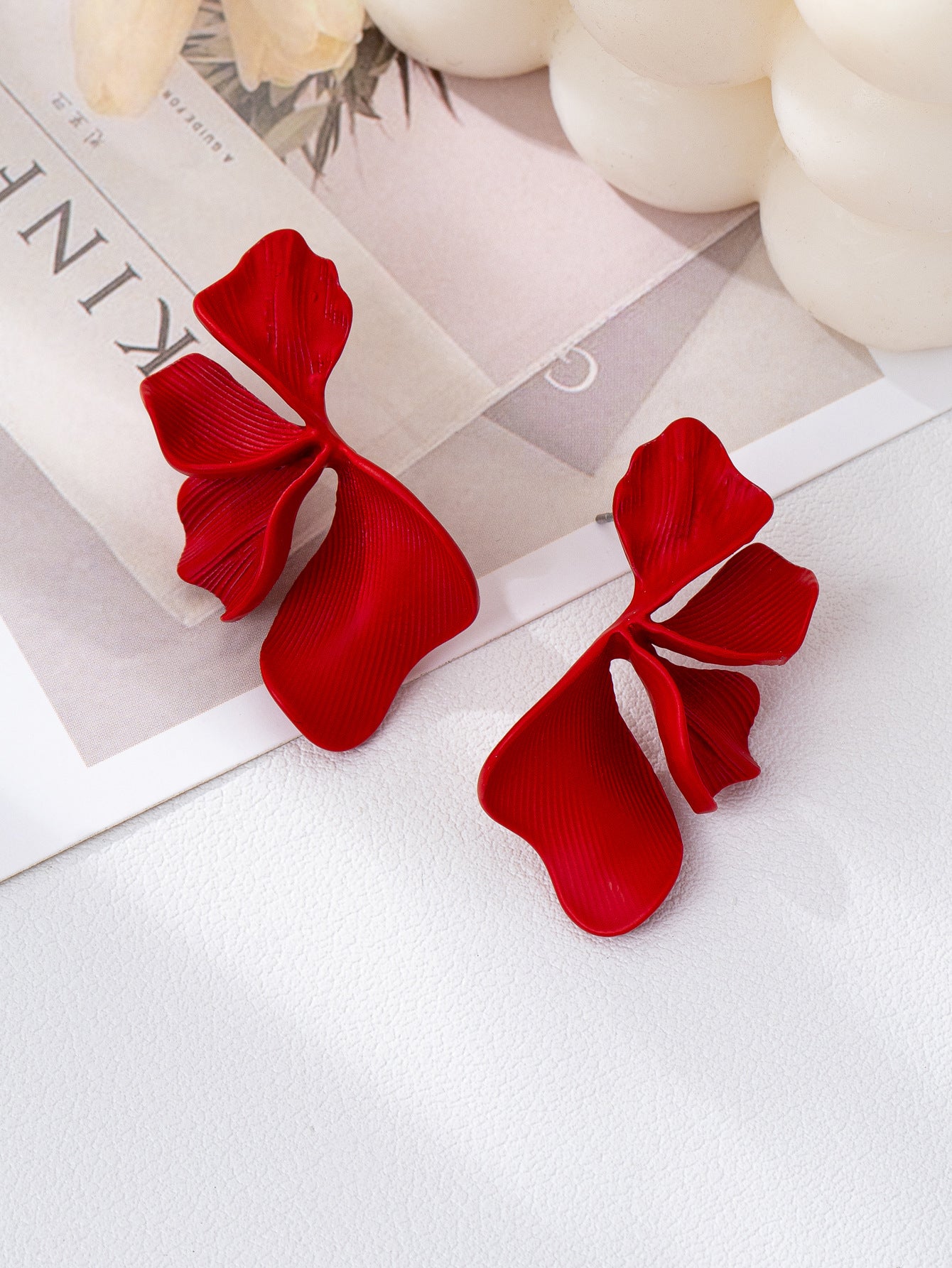 Women's Petal Pearl Mori Style Niche Design Stud Earrings