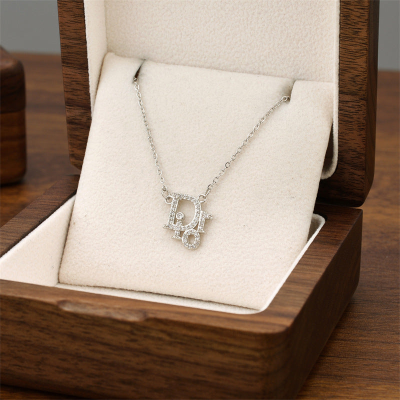 Titanium Steel Female Niche Simple Temperament Clavicle Pendants