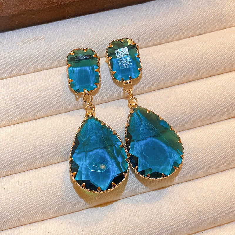 Women's Needle Inlaid Zircon Leaves Tassel Personalized Design Earrings