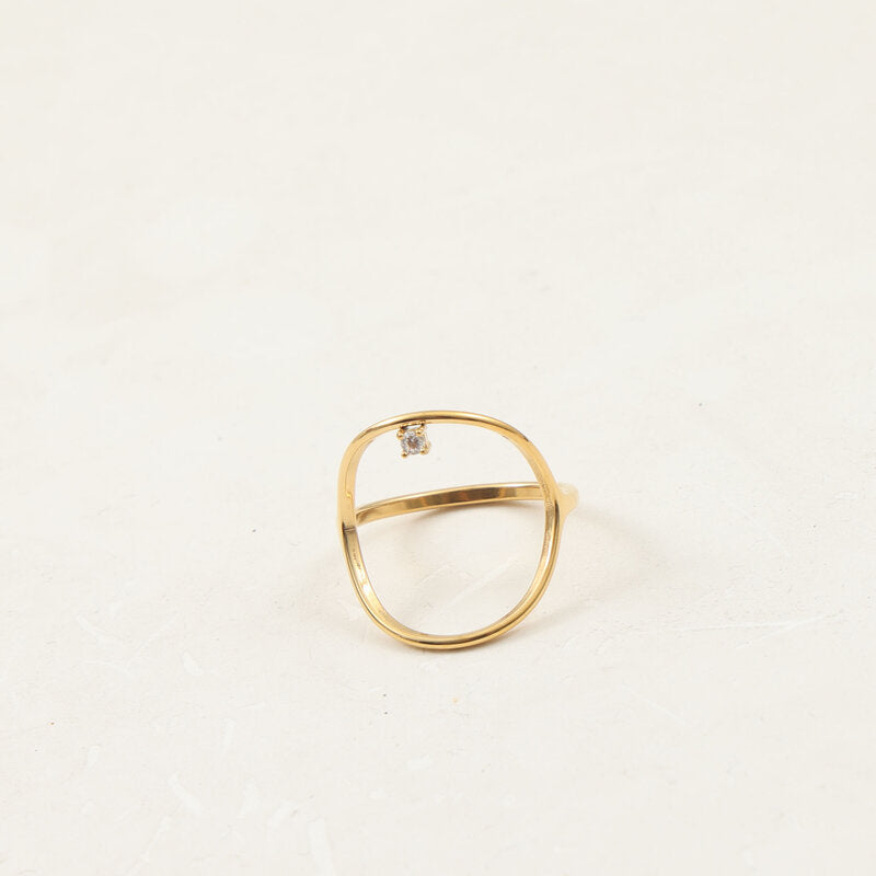 Large Circle Inlaid Fine Zircon Titanium Steel Rings