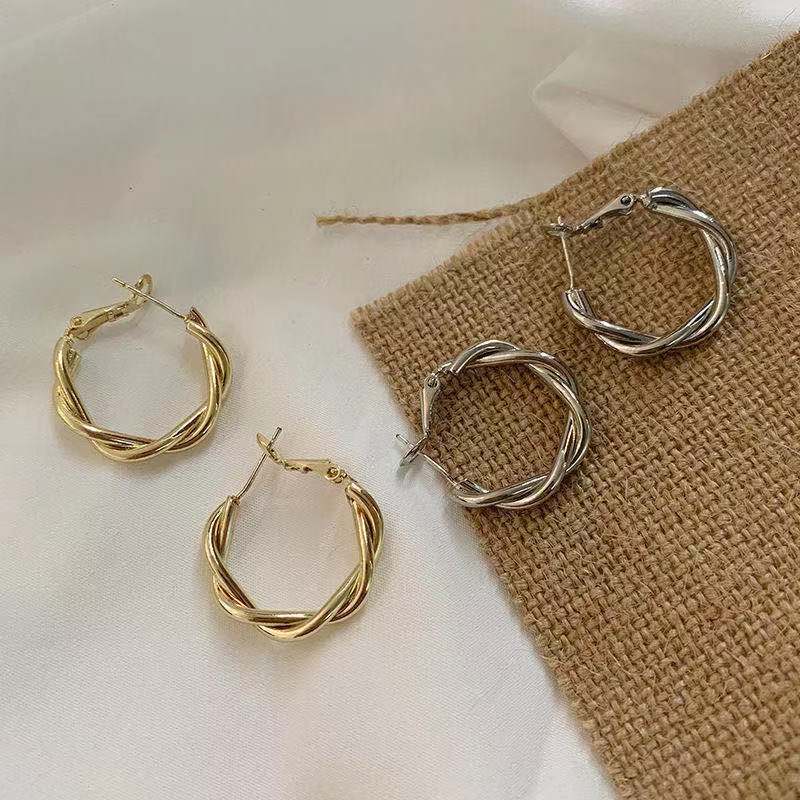 Women's Twist Elegant High Sense Trendy Niche Earrings