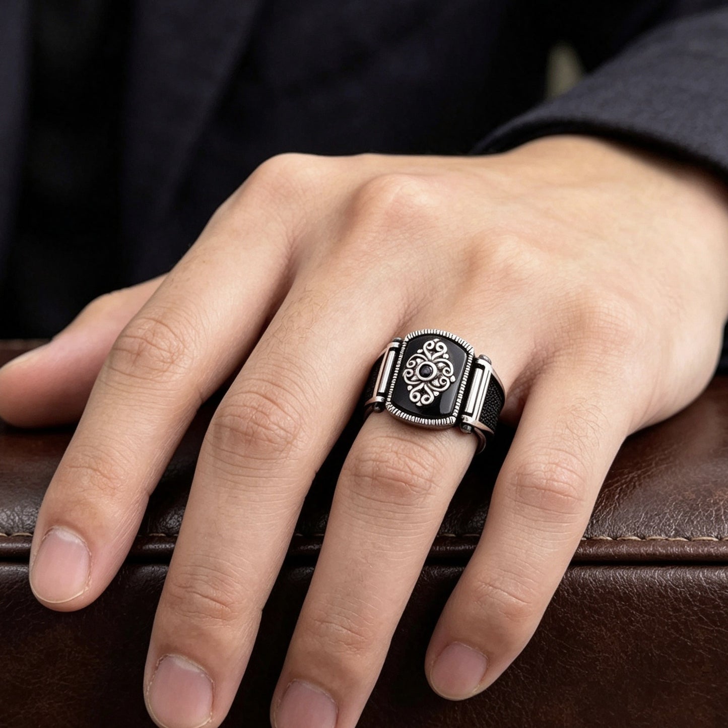 Men's Alloy Inlaid Black Gemstone Vintage Carved Flower Rings