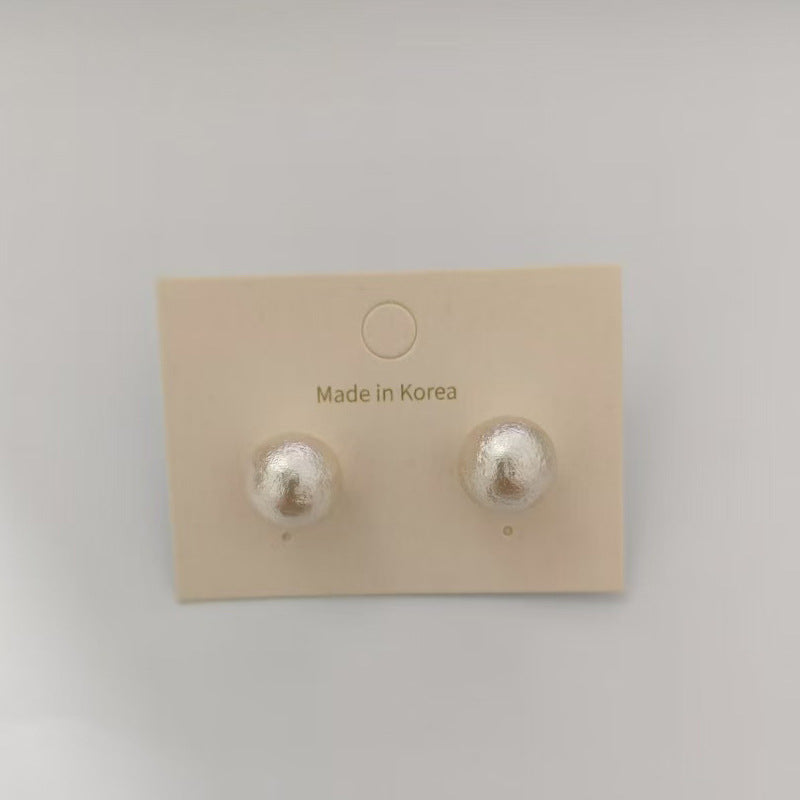 Cotton Pearl Large Sier Needle Ear Earrings