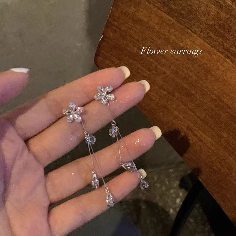 Luxury Pearl Water Drop Niche High Sense Temperament Fashion Earrings