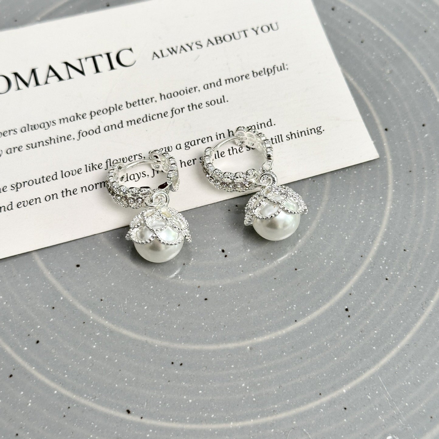 Lace Pearl Ear Clip Female Temperament High Sense Affordable Luxury Earrings