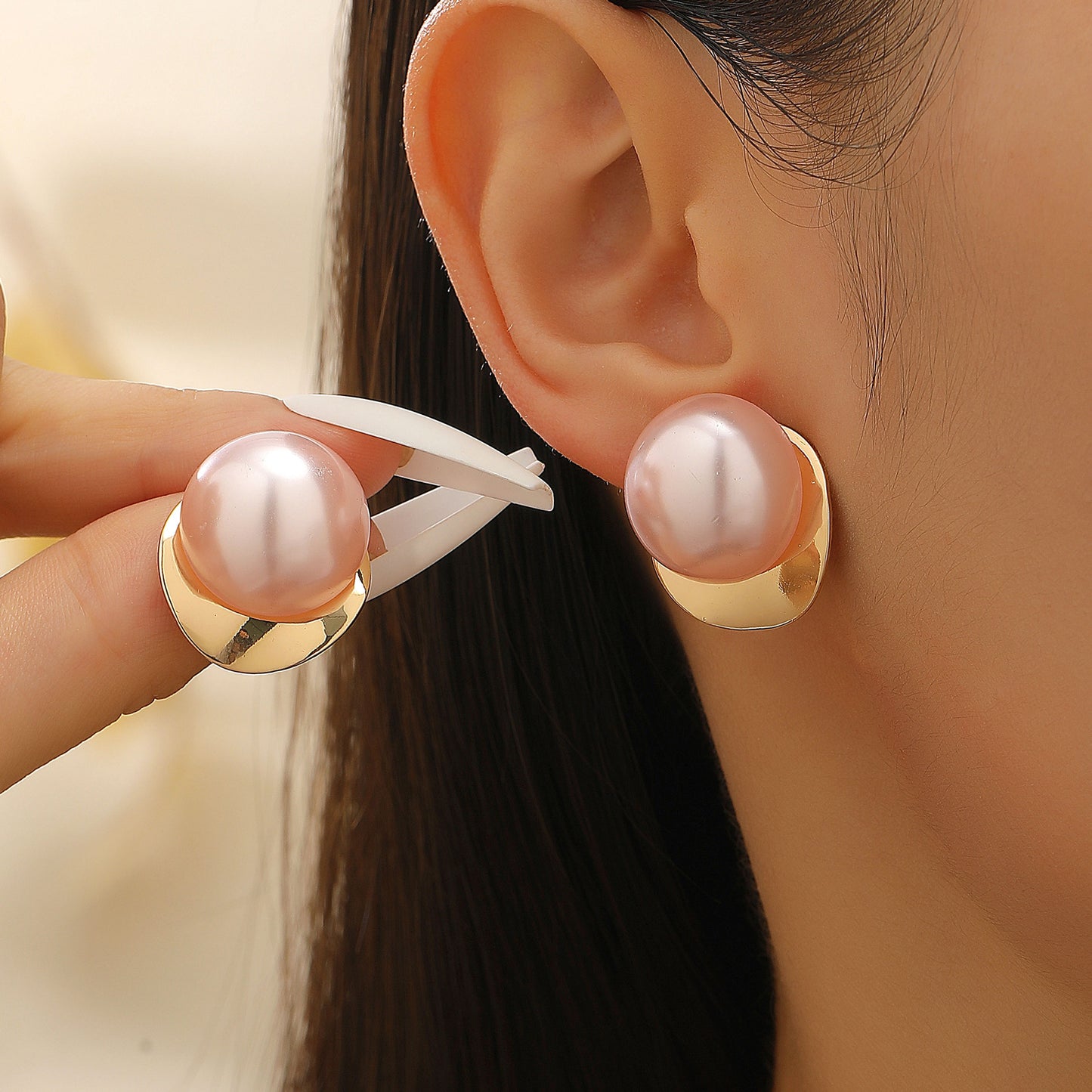 Exaggerated Big Pearl Shaped Female Style Creative Design Rings