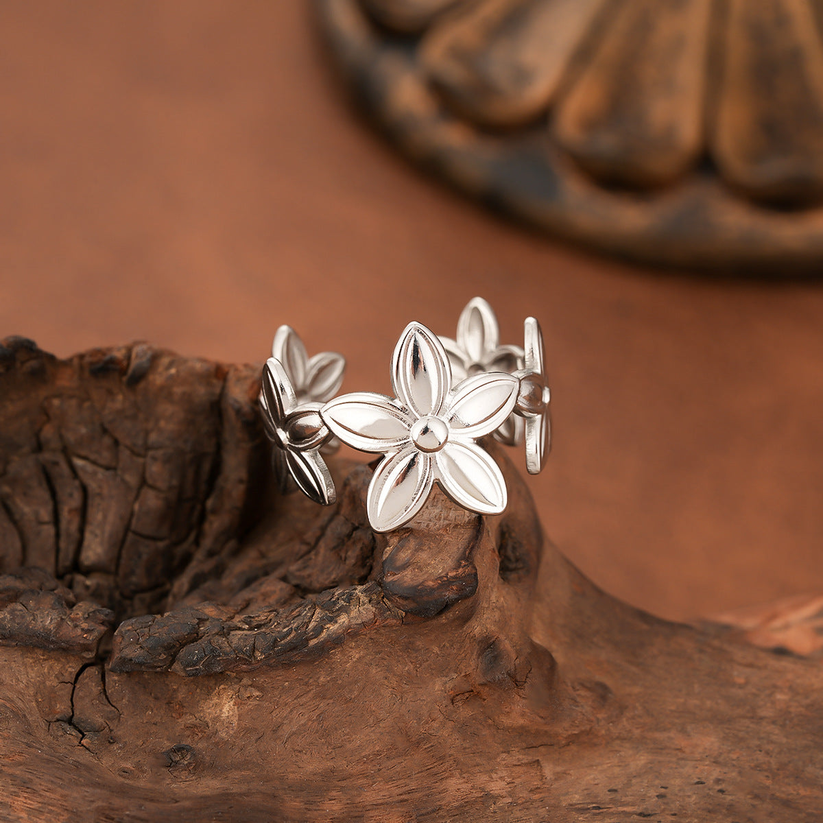 Fashionable Flower Simple Cold Style Unique Design Ring