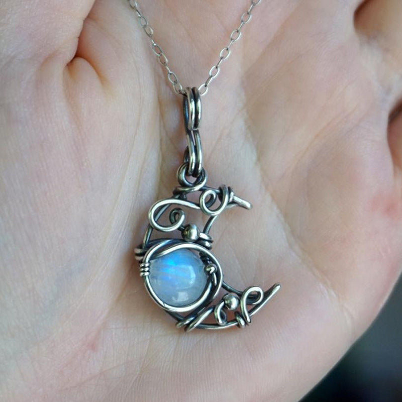 Vintage Bohemian Style Moonstone Winding Hollow Necklace