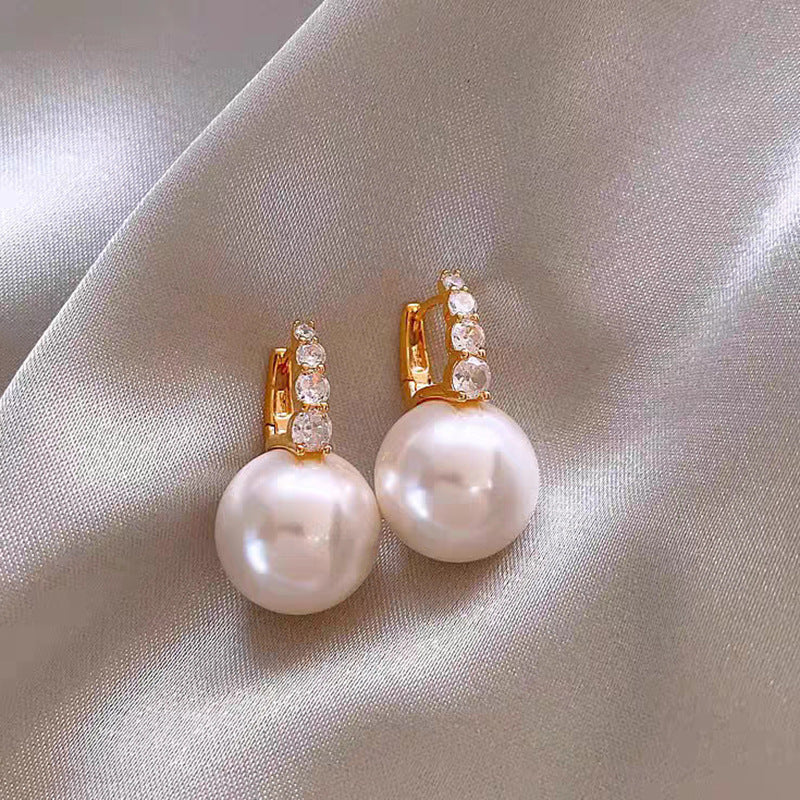 Women's Round Pearl Ear Clip For Niche Earrings