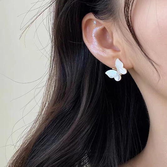 Female Design Light Luxury Shell Refined Simple Earrings