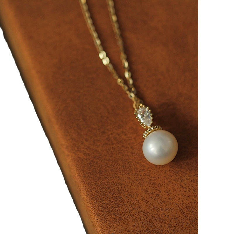 Women's Pearl Shell For Temperament Wild Gift Simple Retro Clavicle Necklace