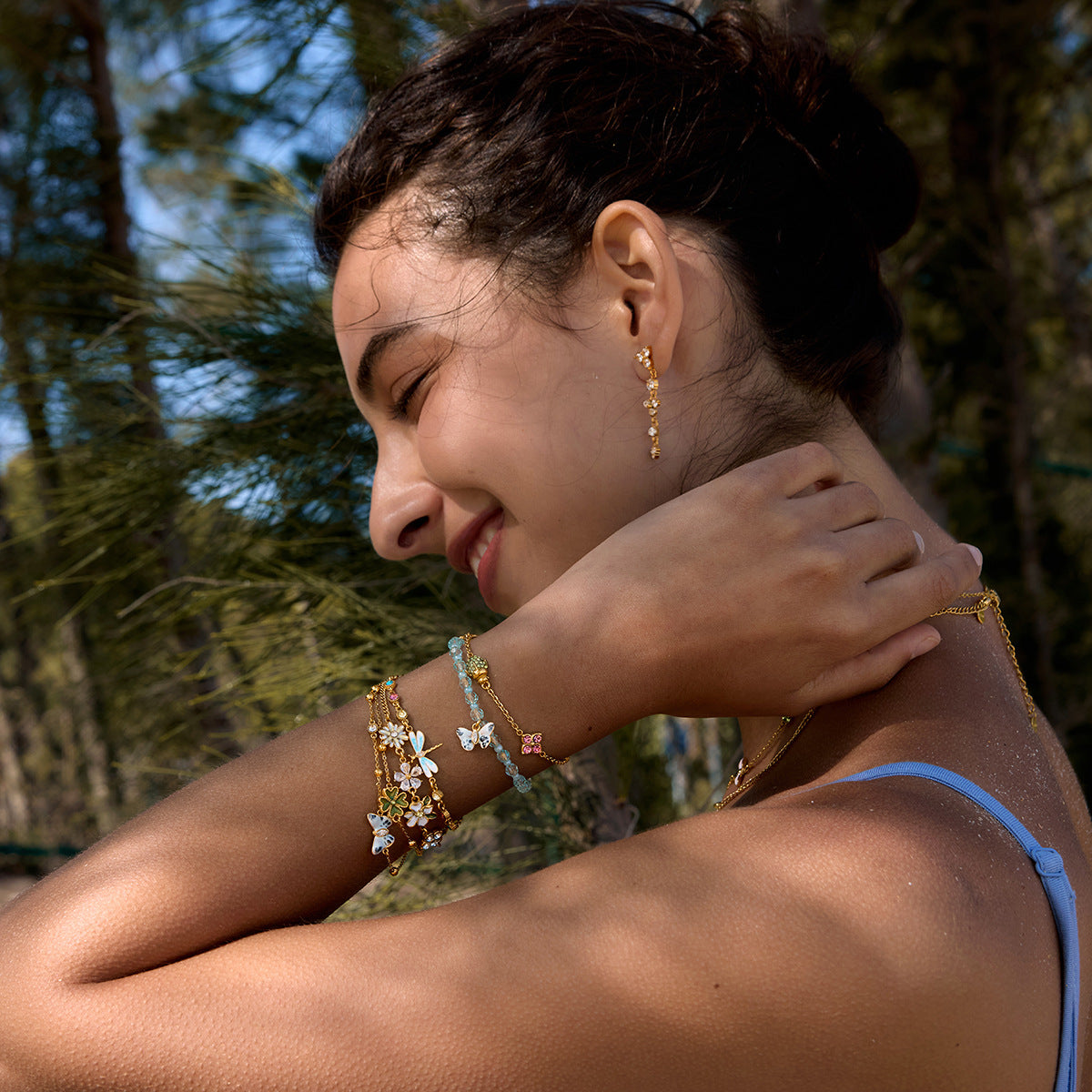 Style Niche With Zircon Flower Stainless Bracelet