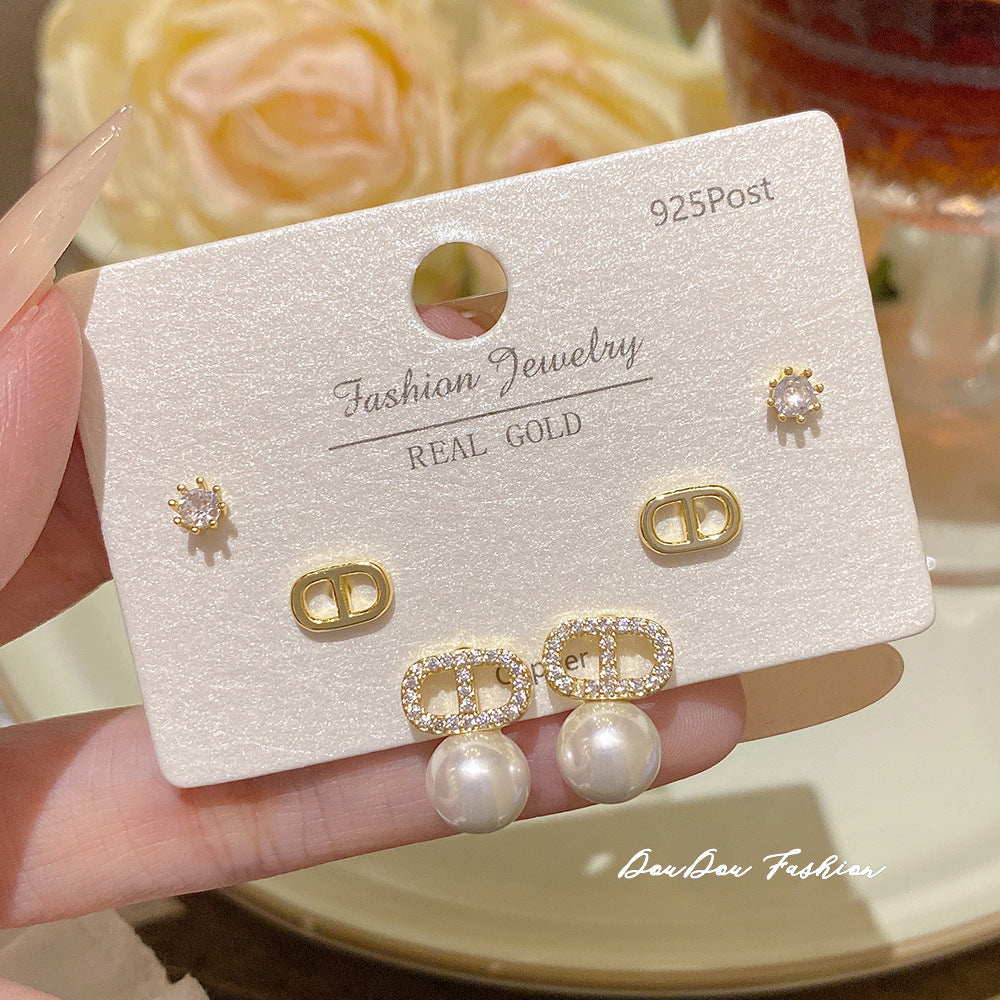 Women's Needle One Card Three Pairs Earings Small Delicate Summer High-grade Stud Earrings