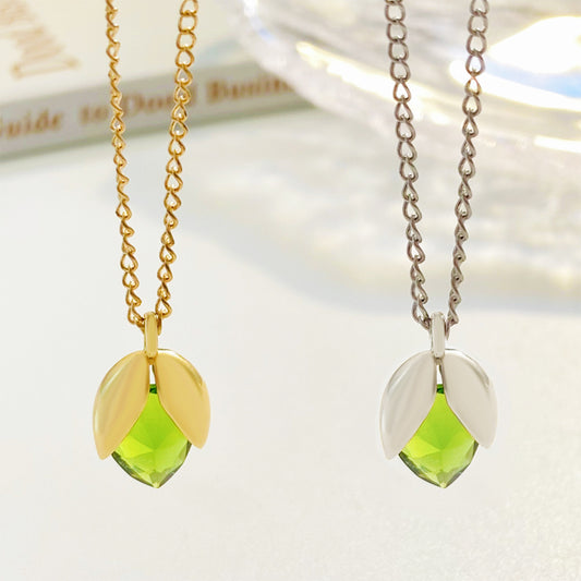 Female Refined Simple Olivine Clavicle Chain Niche Necklaces