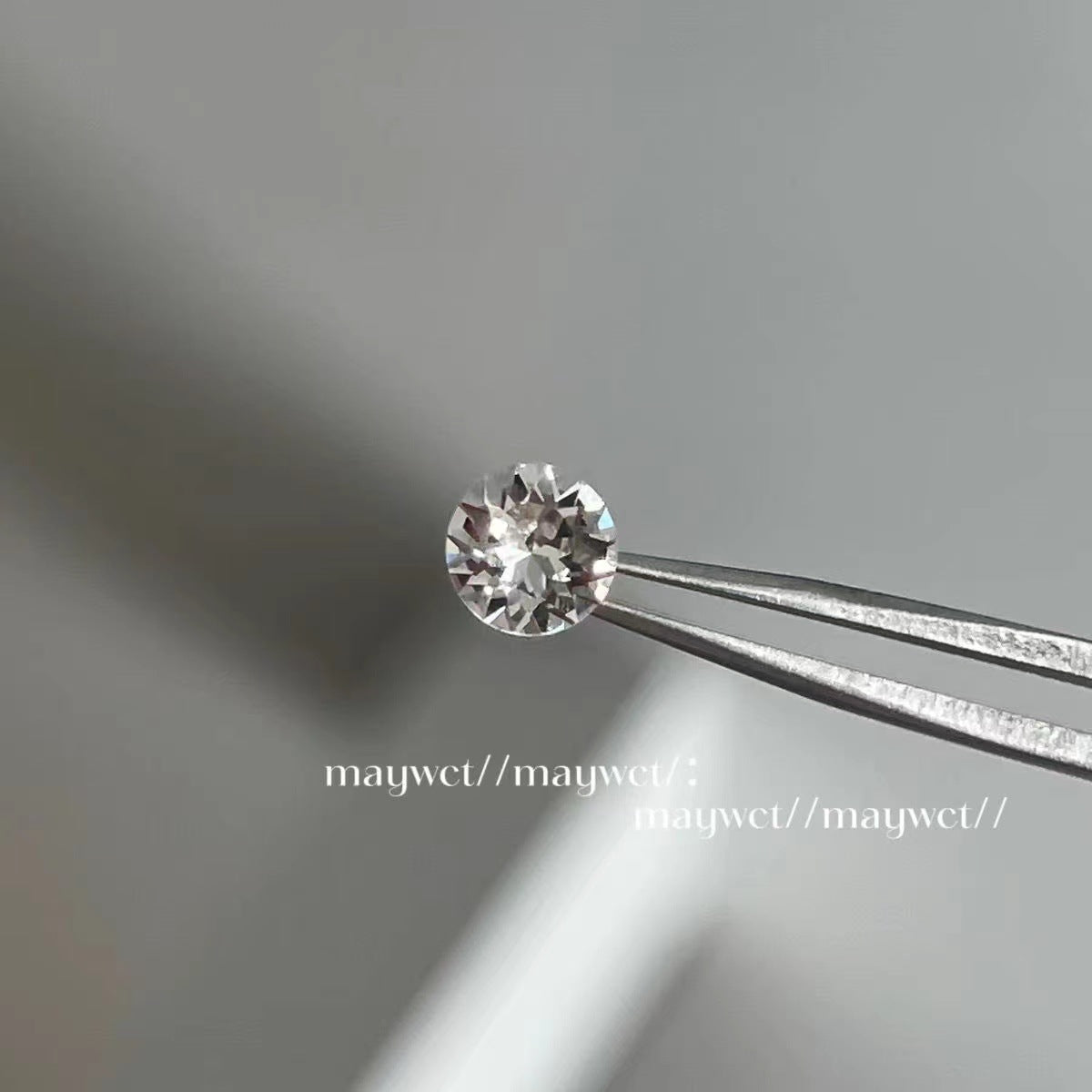 Round Diamond Titanium Steel Screw Ear Stud Earrings