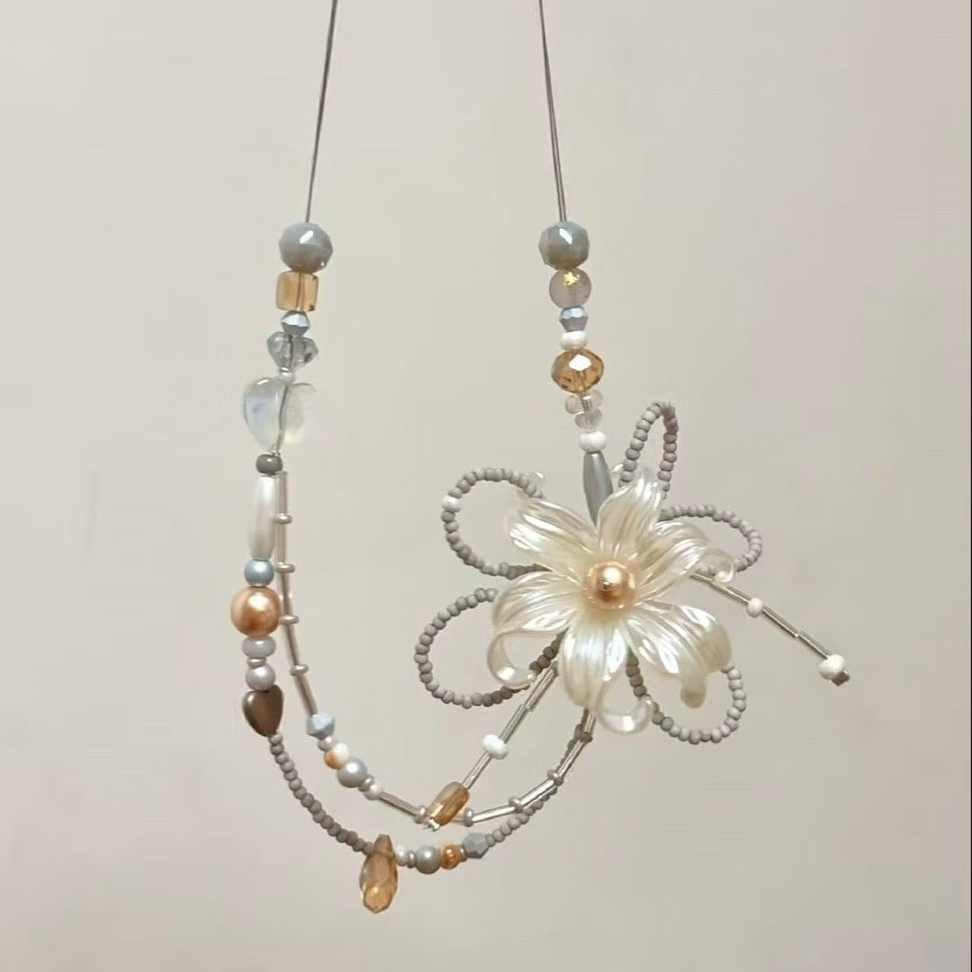 Women's Style Fresh Lily Beaded Creative Unique Design Versatile Clavicle Chain Necklace