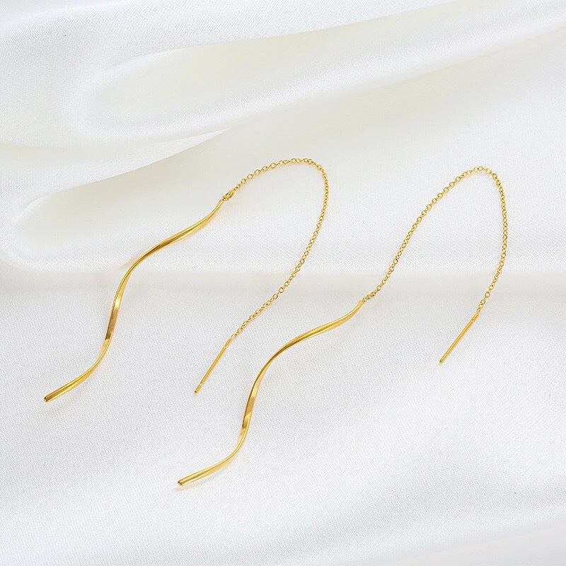 Women's Wave Design Simple Choker Face Slimming Long Tassel Graceful Earrings