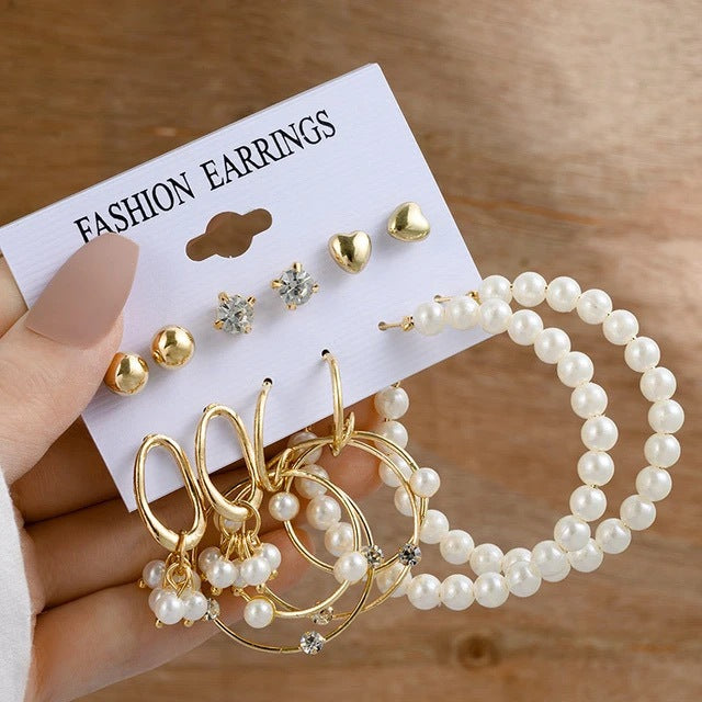 Women's Exaggerated Pearl Crystal Metal Pairs Plate Earrings