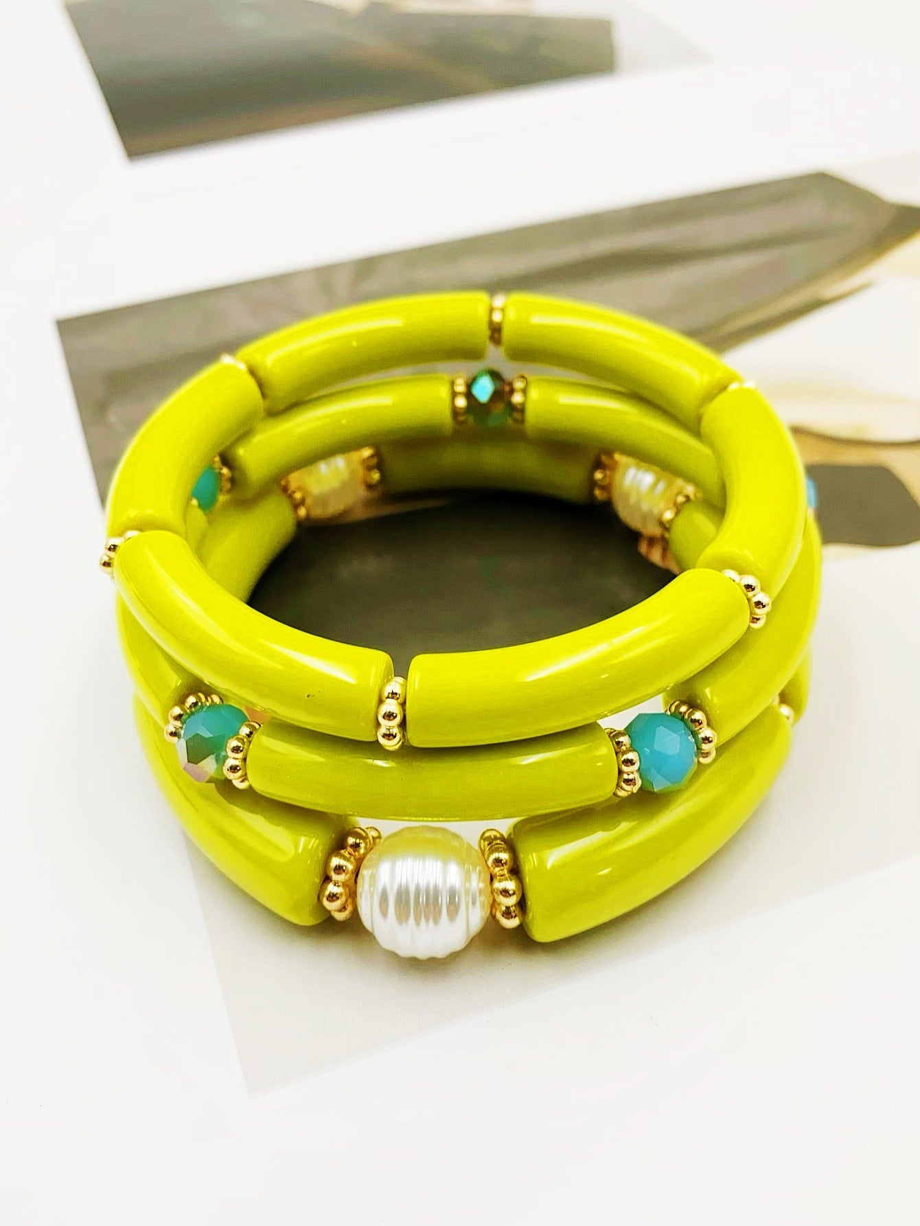 Fashion Simple Acrylic Beaded Ladies Elbow Bracelets
