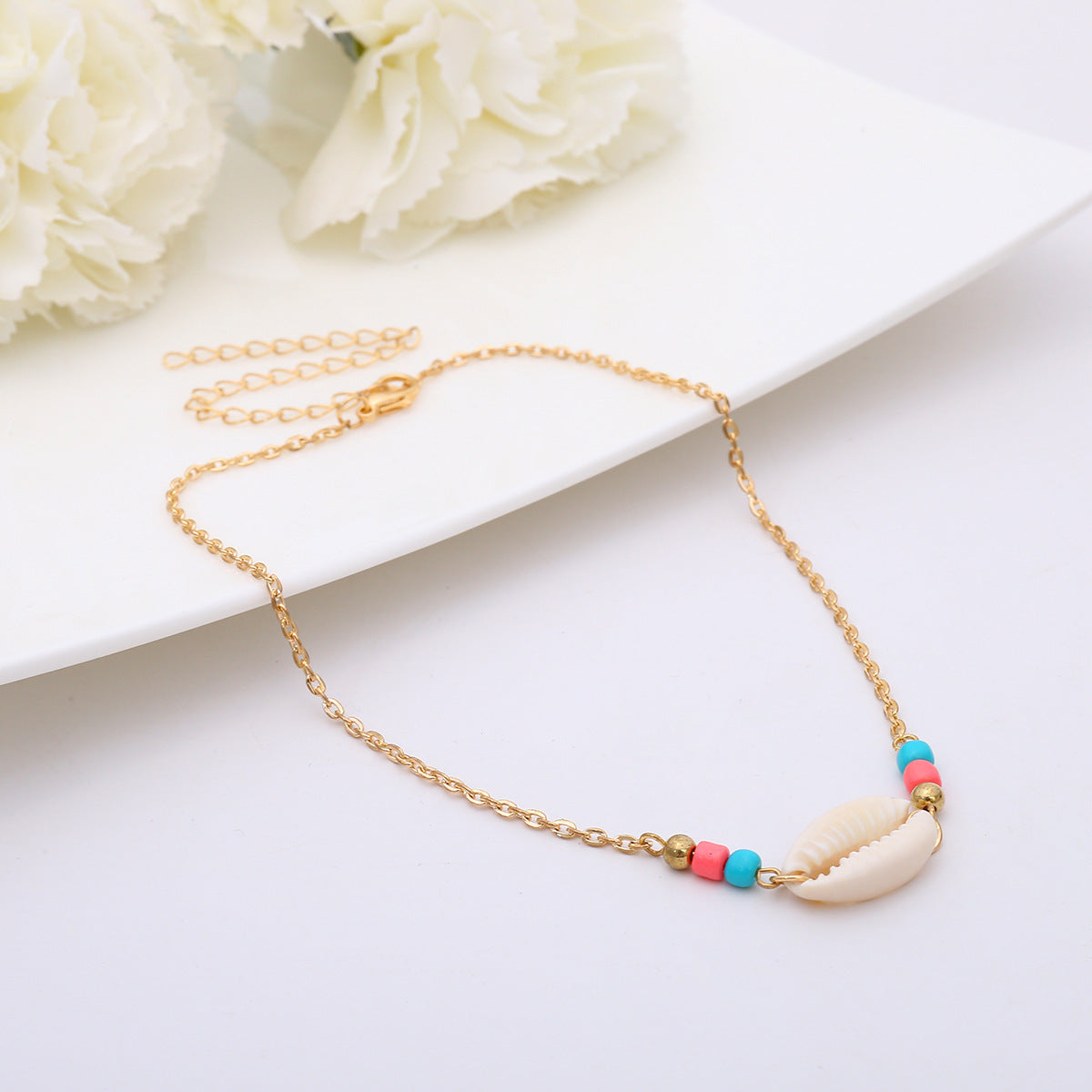 Style Shell Female Personality Versatile Contrast Color Bead Necklace