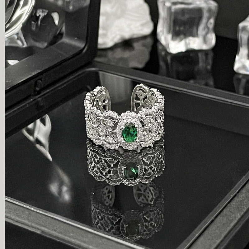 Women's High-grade Palace Style Hollow Brushed Vintage Rings