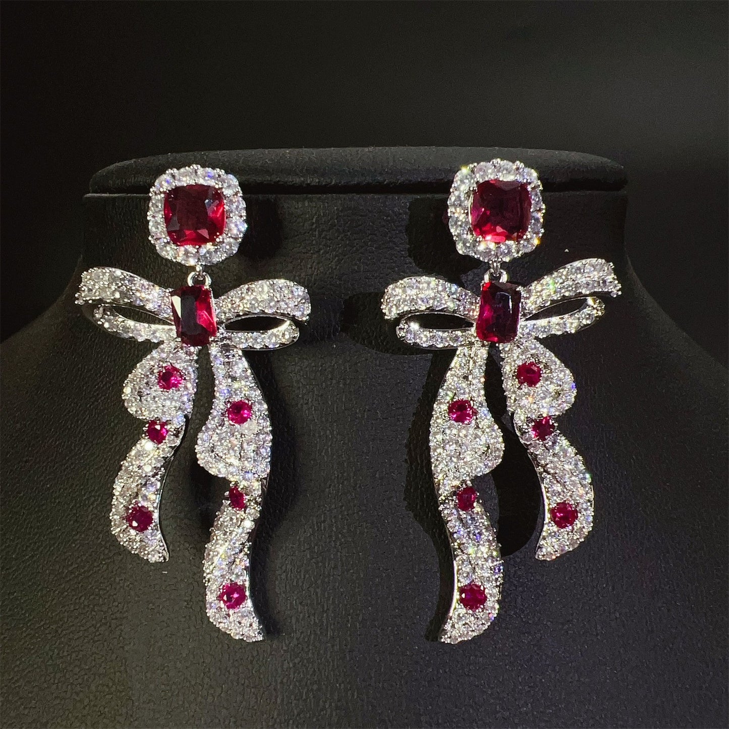 Women's Luxury Shining Bow Zircon Dinner High-grade Earrings